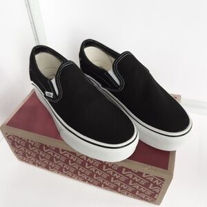 Vans Classic Slip On Platform Shoe in Black